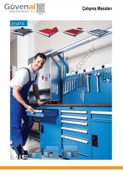 3425 - 12 Çekmeceli ve Dolaplı Elektrik Panolu Floresanlı Banko